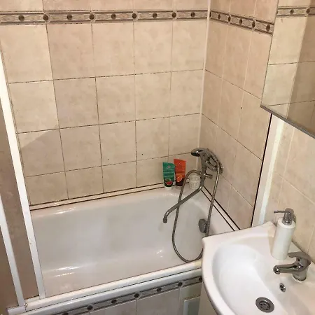 Apartman V Centru Mostu Apartment